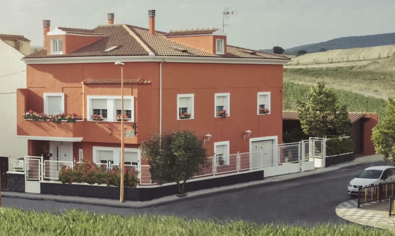 Apartamento 1 Casa Rural El Sauce. A 2,5 Km De Cuenca Capital Nohales Bagian luar foto